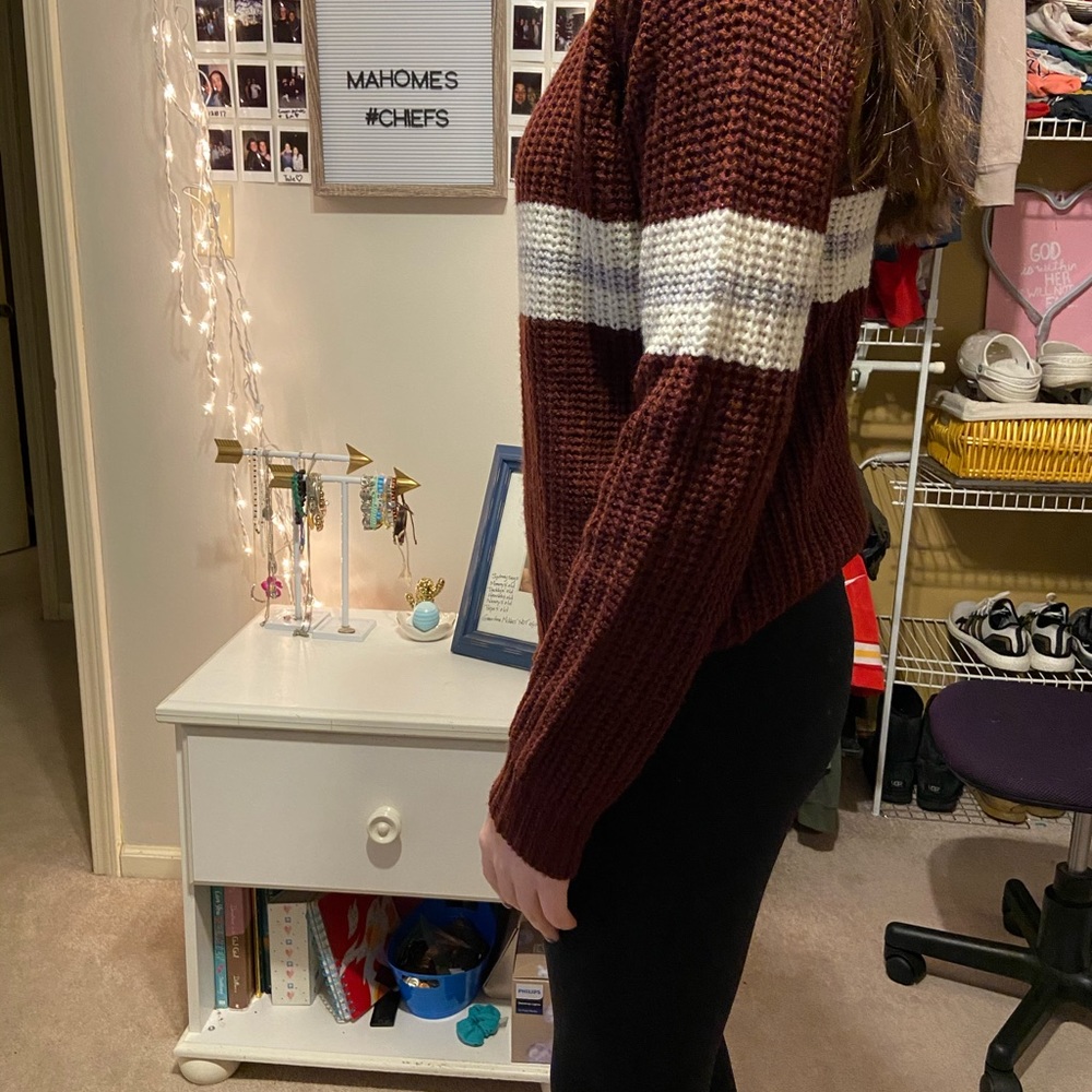 Maroon Sweater - Picture 2 of 2